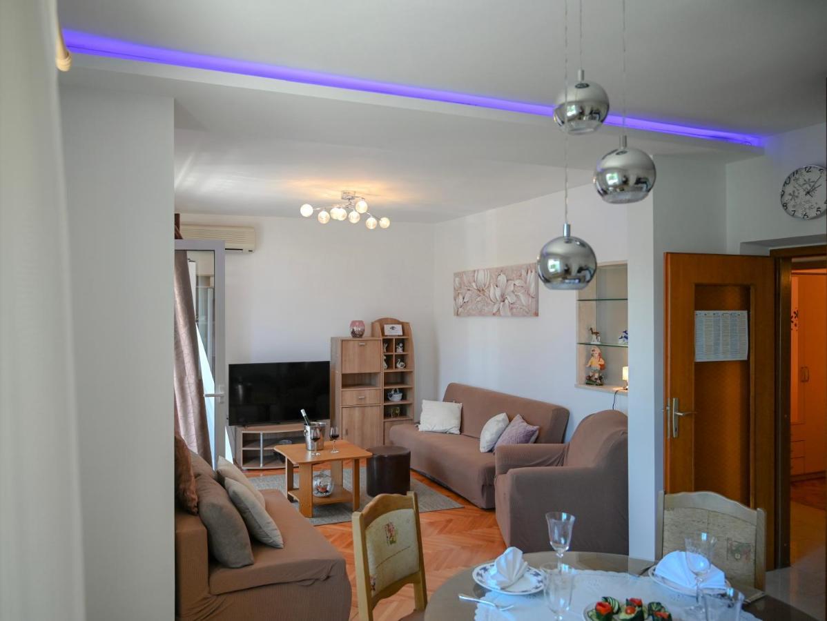 Apartment Damir Traù Esterno foto