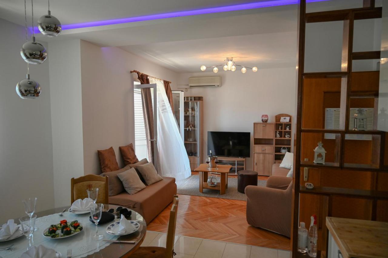 Apartment Damir Traù Esterno foto
