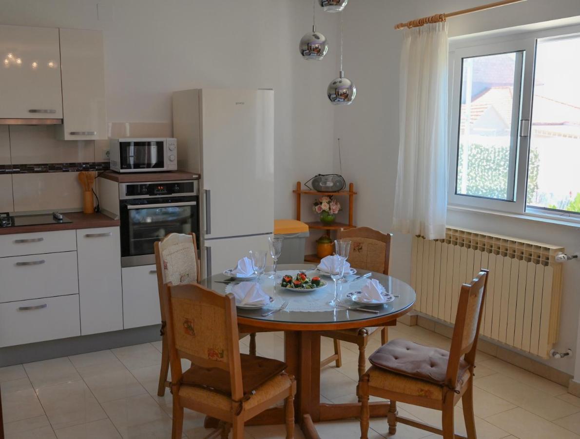 Apartment Damir Traù Esterno foto